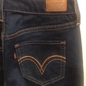 Levi's Jeans - Levi High rise Legging size 26 Short Levi's Jeans - Levi High rise Legging size 26 Short